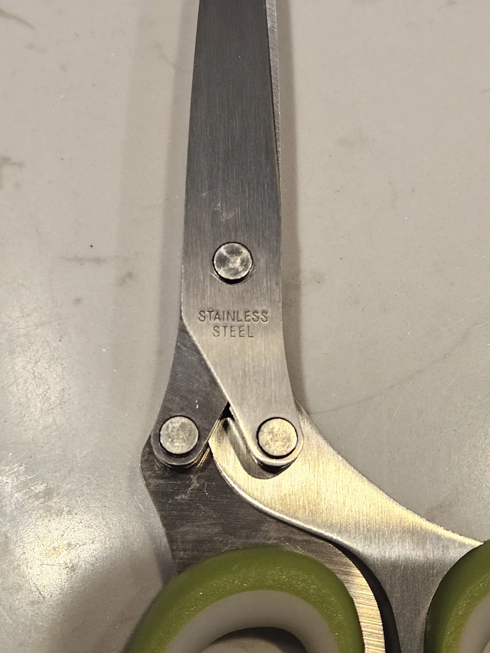 Multi-Blade Herb Scissors in Lime Green